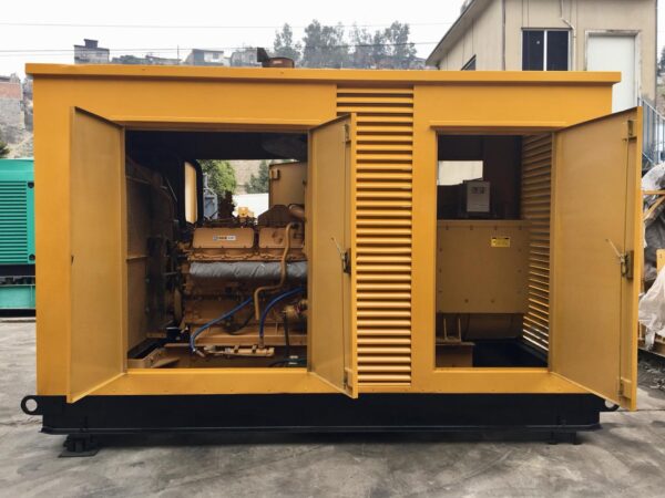 Used Caterpillar 600kW Generator - Image 11